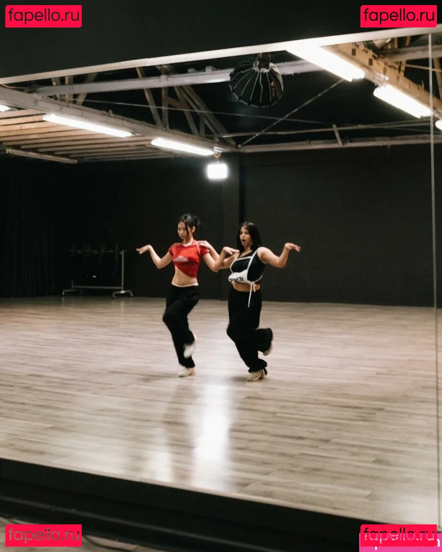 Jennie | BLΛƆKPIИK Onlyfans Photo Gallery 