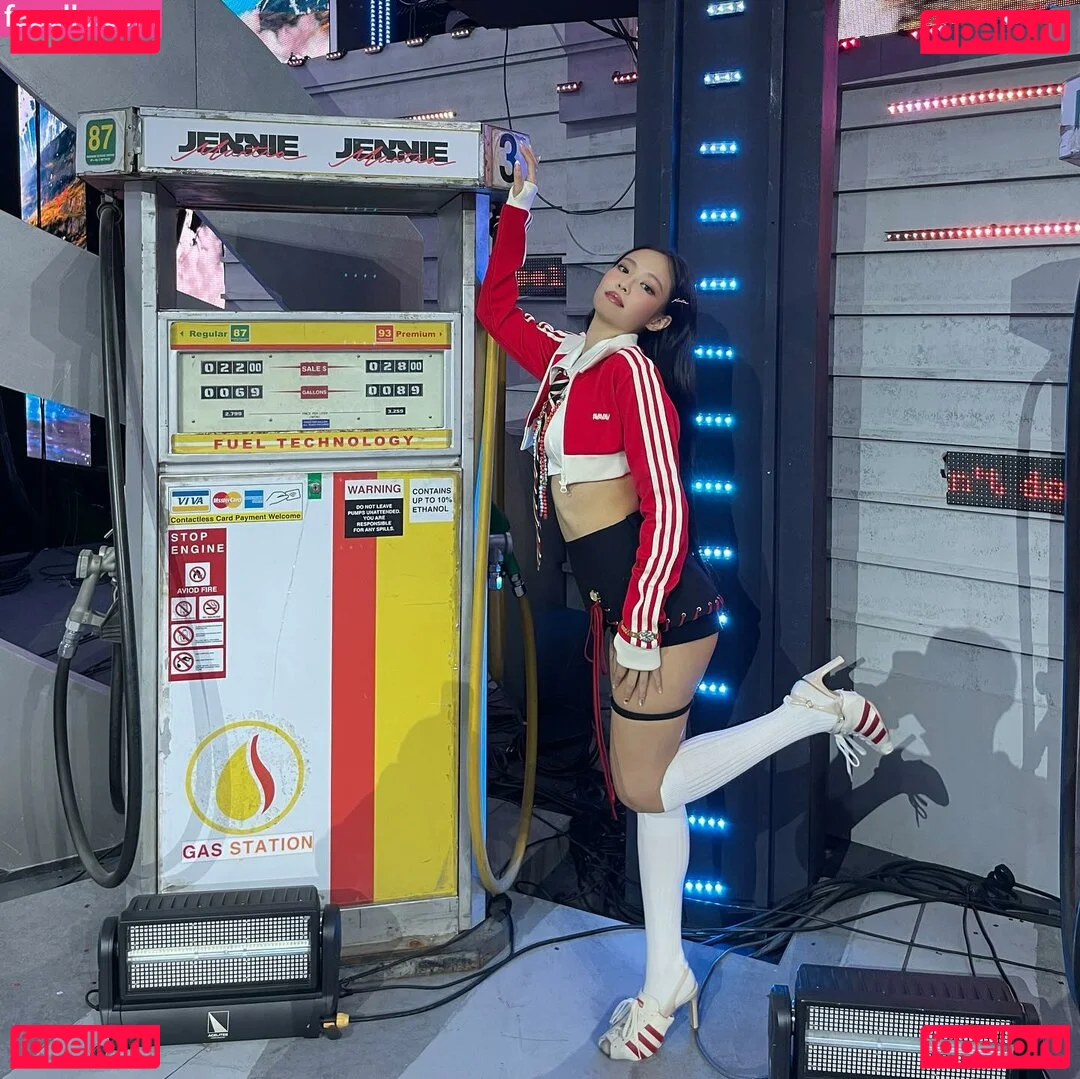 Jennie | BLΛƆKPIИK Onlyfans Photo Gallery 