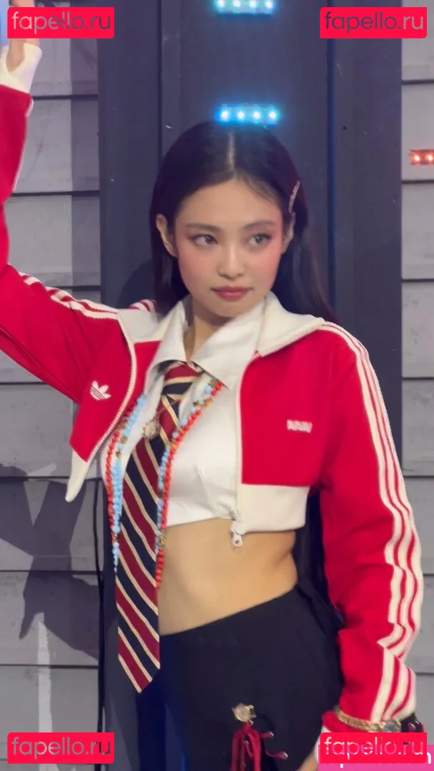 Jennie | BLΛƆKPIИK Onlyfans Photo Gallery 