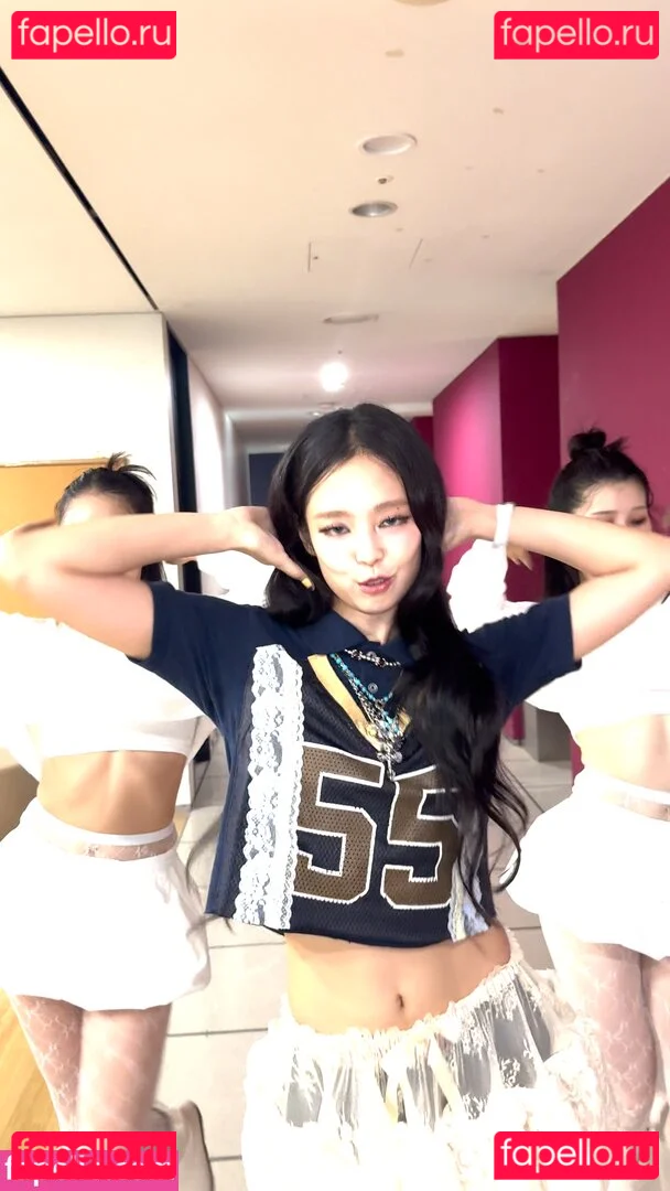 Jennie | BLΛƆKPIИK Onlyfans Photo Gallery 