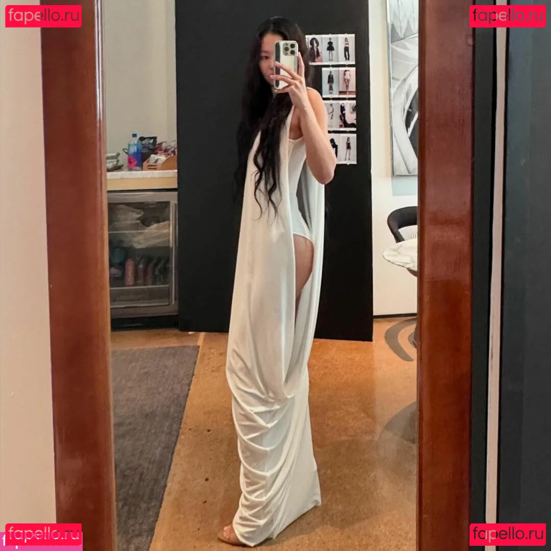 Jennie | BLΛƆKPIИK Onlyfans Photo Gallery 