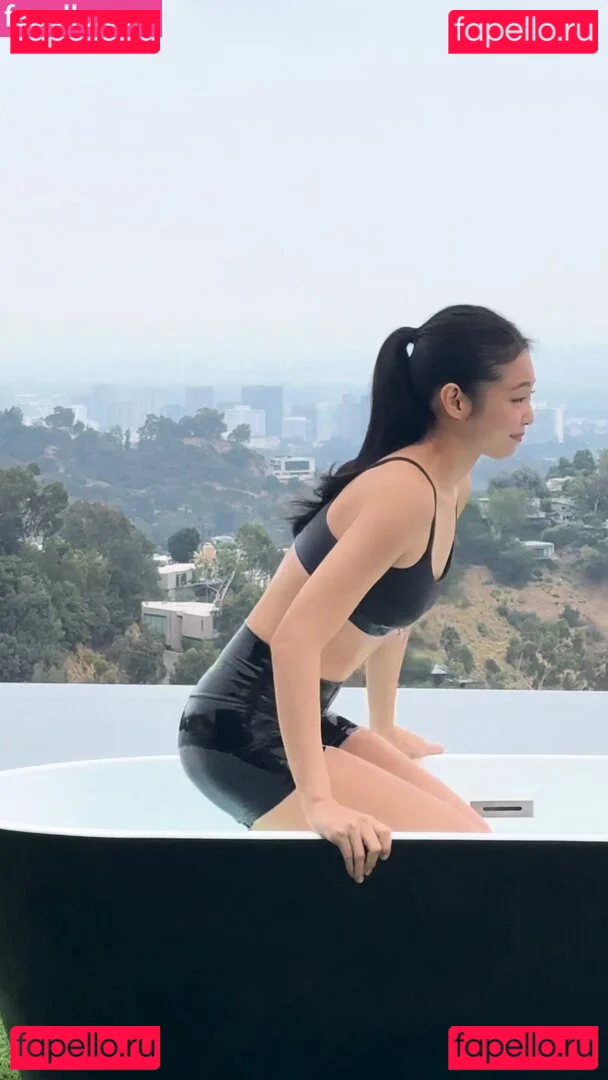 Jennie | BLΛƆKPIИK Onlyfans Photo Gallery 