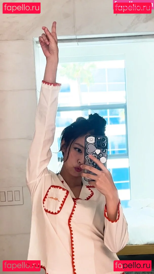 Jennie | BLΛƆKPIИK Onlyfans Photo Gallery 