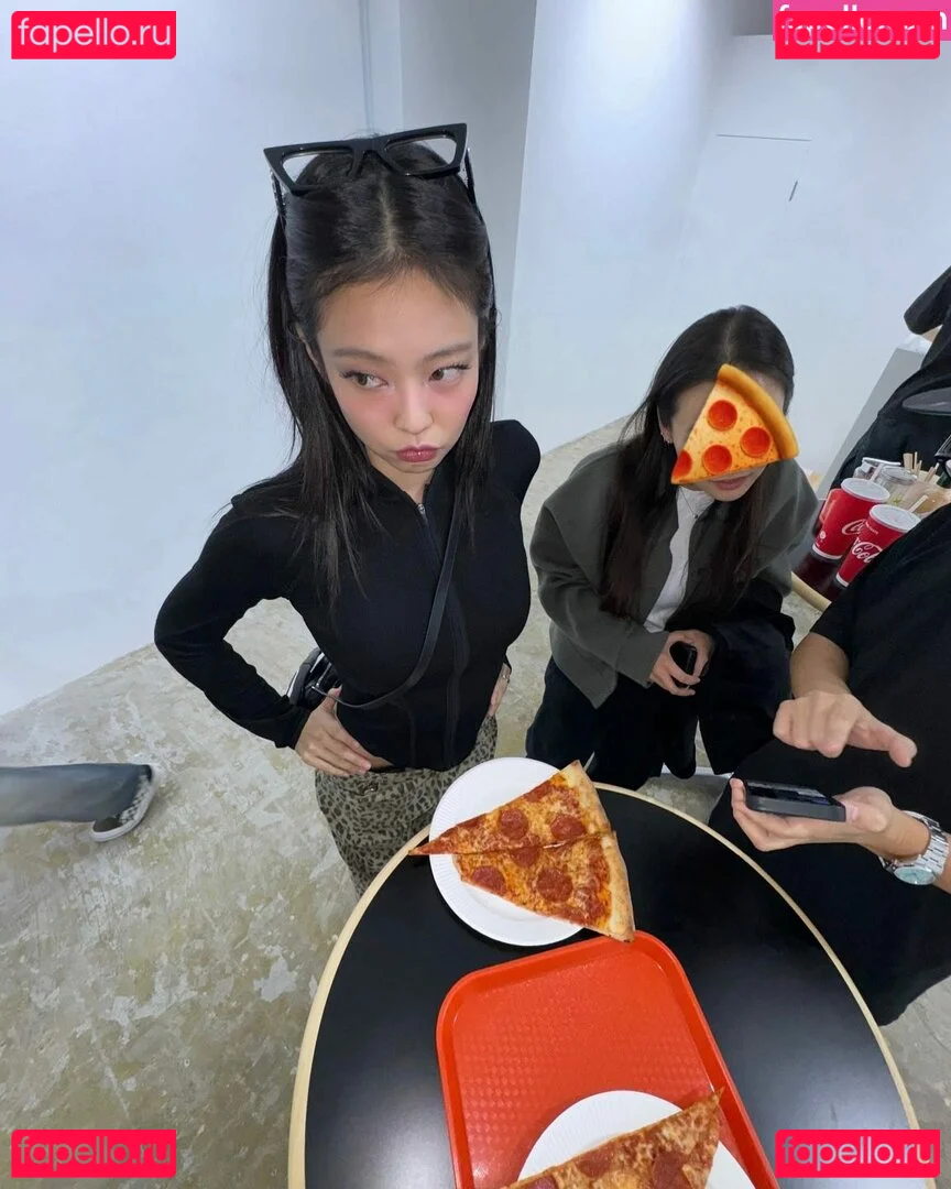 Jennie | BLΛƆKPIИK Onlyfans Photo Gallery 