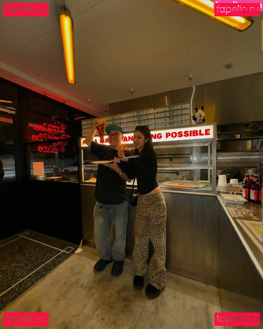 Jennie | BLΛƆKPIИK Onlyfans Photo Gallery 