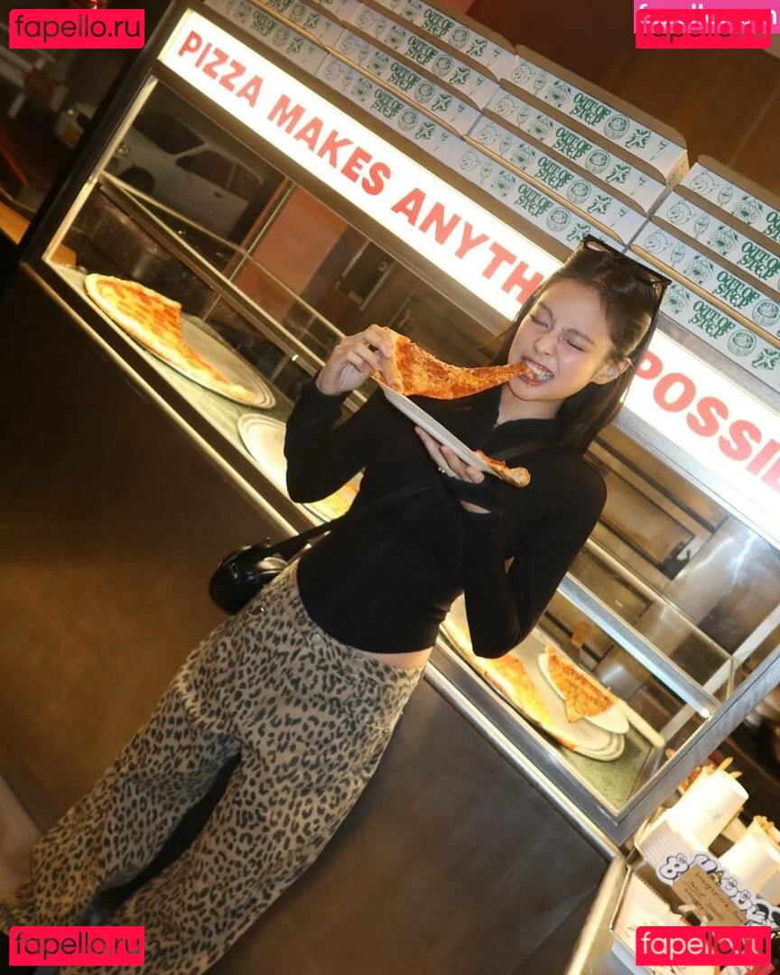 Jennie | BLΛƆKPIИK Onlyfans Photo Gallery 