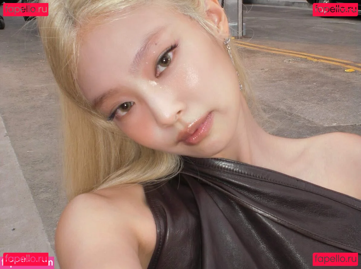 Jennie | BLΛƆKPIИK Onlyfans Photo Gallery 