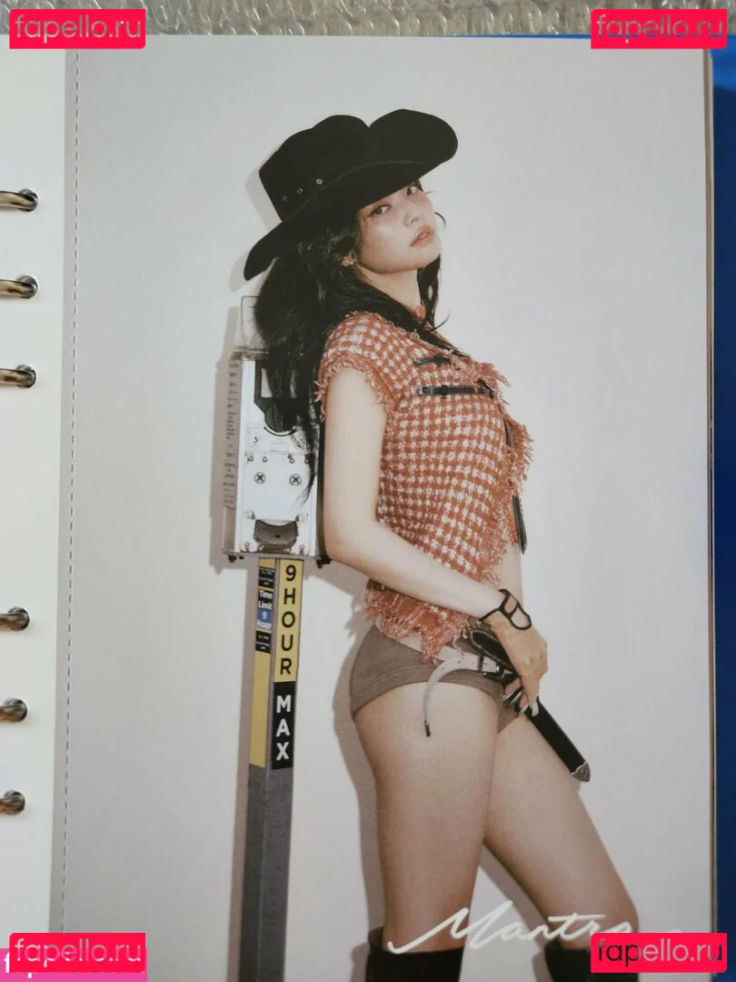 Jennie | BLΛƆKPIИK Onlyfans Photo Gallery 