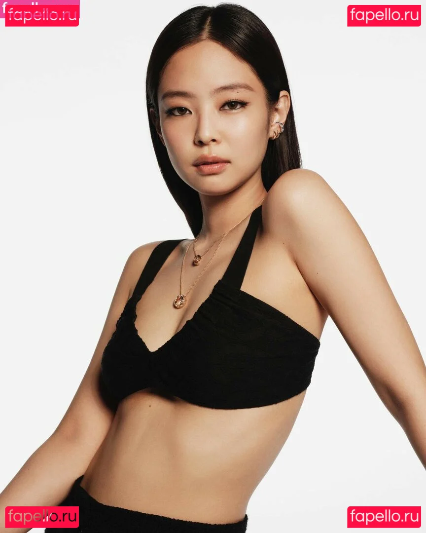 Jennie | BLΛƆKPIИK Onlyfans Photo Gallery 