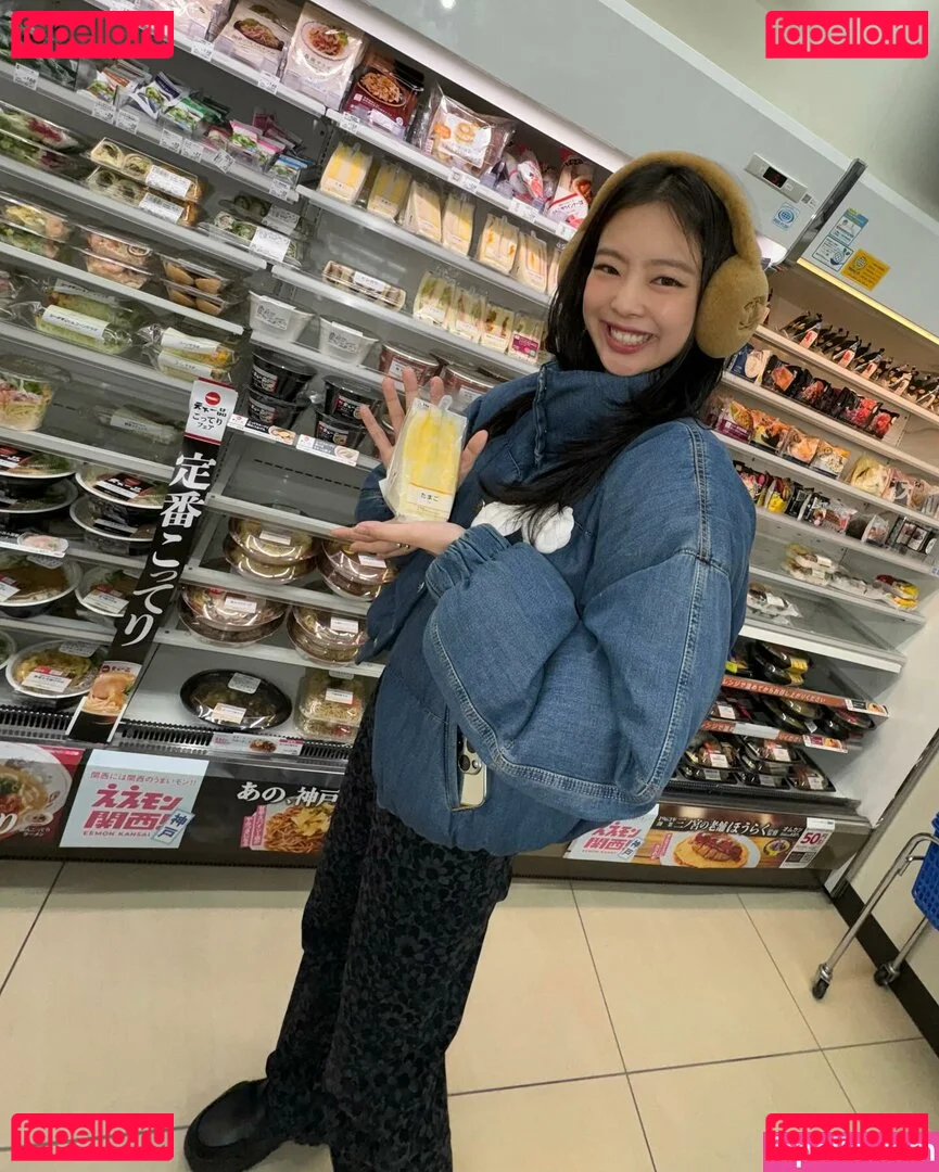 Jennie | BLΛƆKPIИK Onlyfans Photo Gallery 