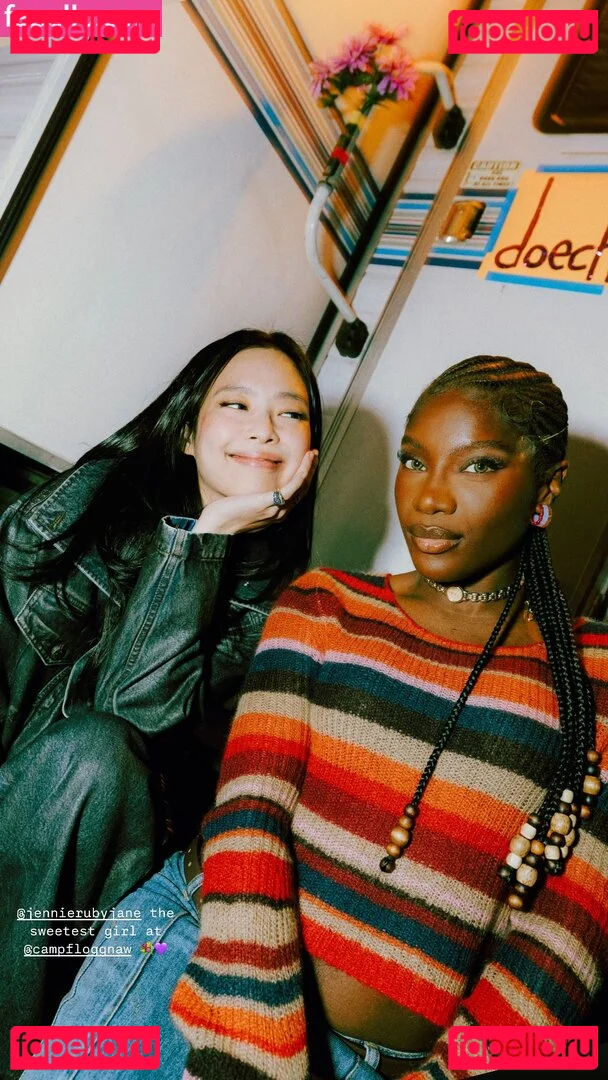 Jennie | BLΛƆKPIИK Onlyfans Photo Gallery 