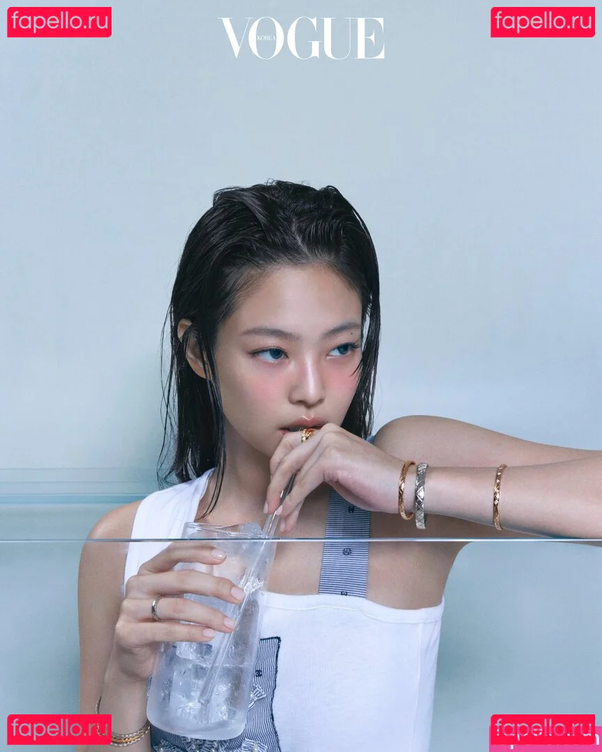 Jennie | BLΛƆKPIИK Onlyfans Photo Gallery 