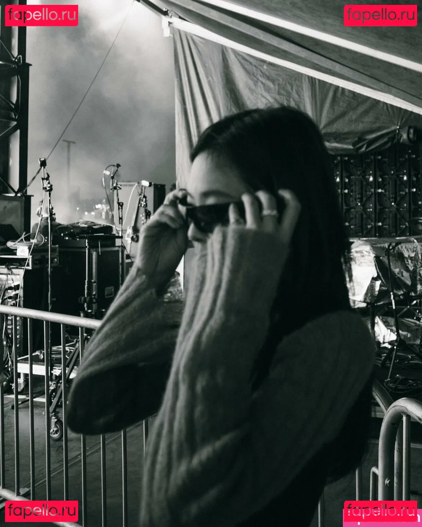 Jennie | BLΛƆKPIИK Onlyfans Photo Gallery 