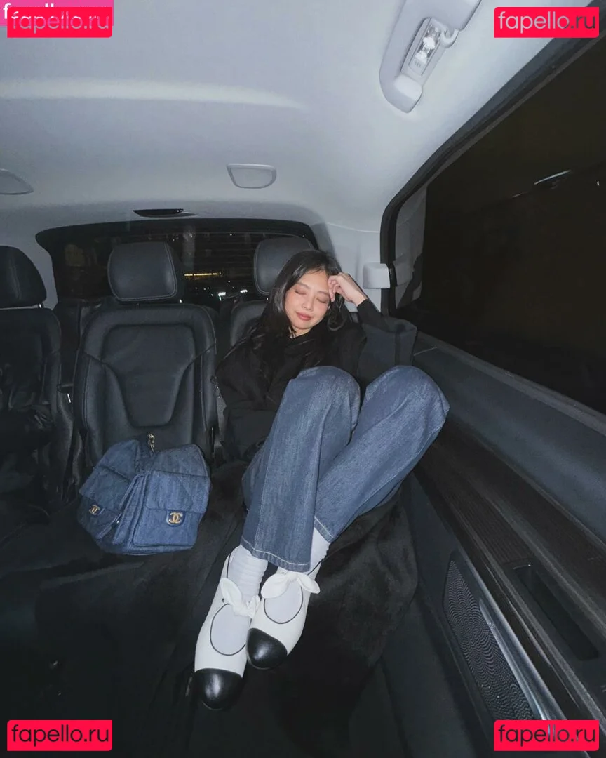 Jennie | BLΛƆKPIИK Onlyfans Photo Gallery 