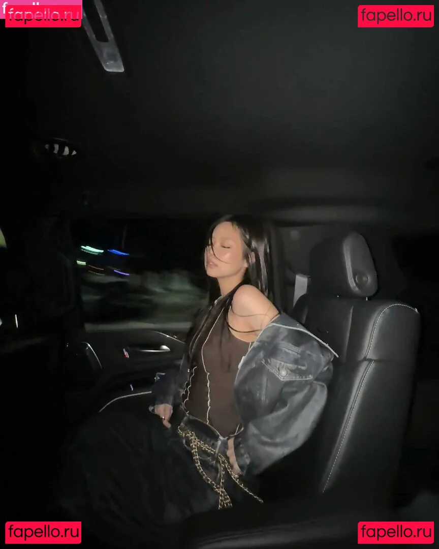 Jennie | BLΛƆKPIИK Onlyfans Photo Gallery 