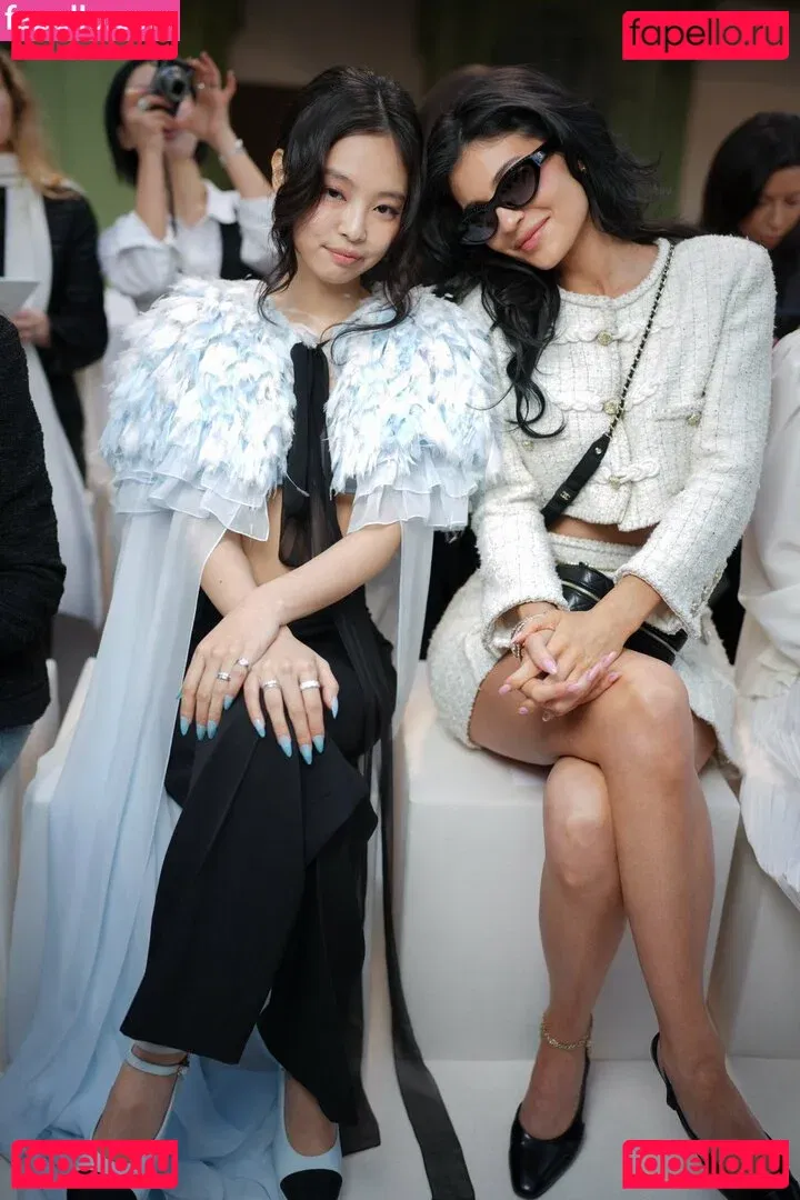 Jennie | BLΛƆKPIИK Onlyfans Photo Gallery 