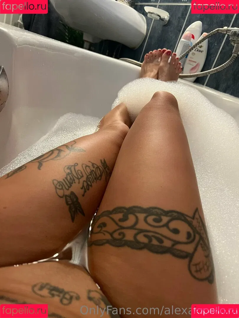alexa_takacs Onlyfans Photo Gallery 