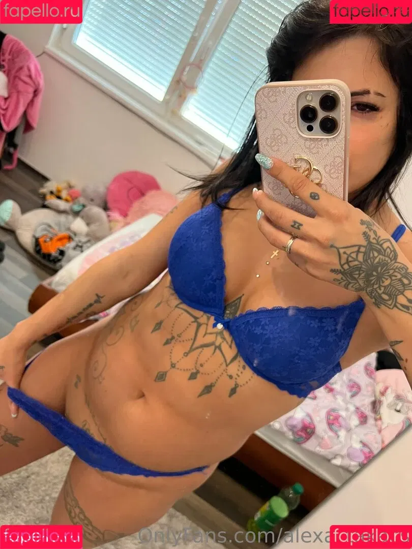 alexa_takacs Onlyfans Photo Gallery 