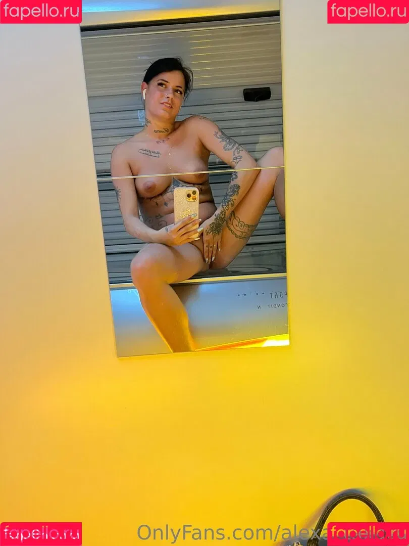 alexa_takacs Onlyfans Photo Gallery 