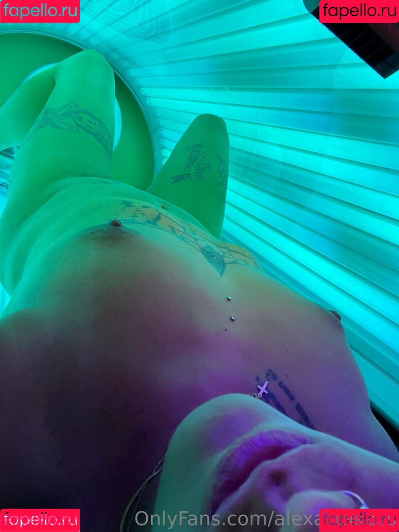 alexa_takacs Onlyfans Photo Gallery 