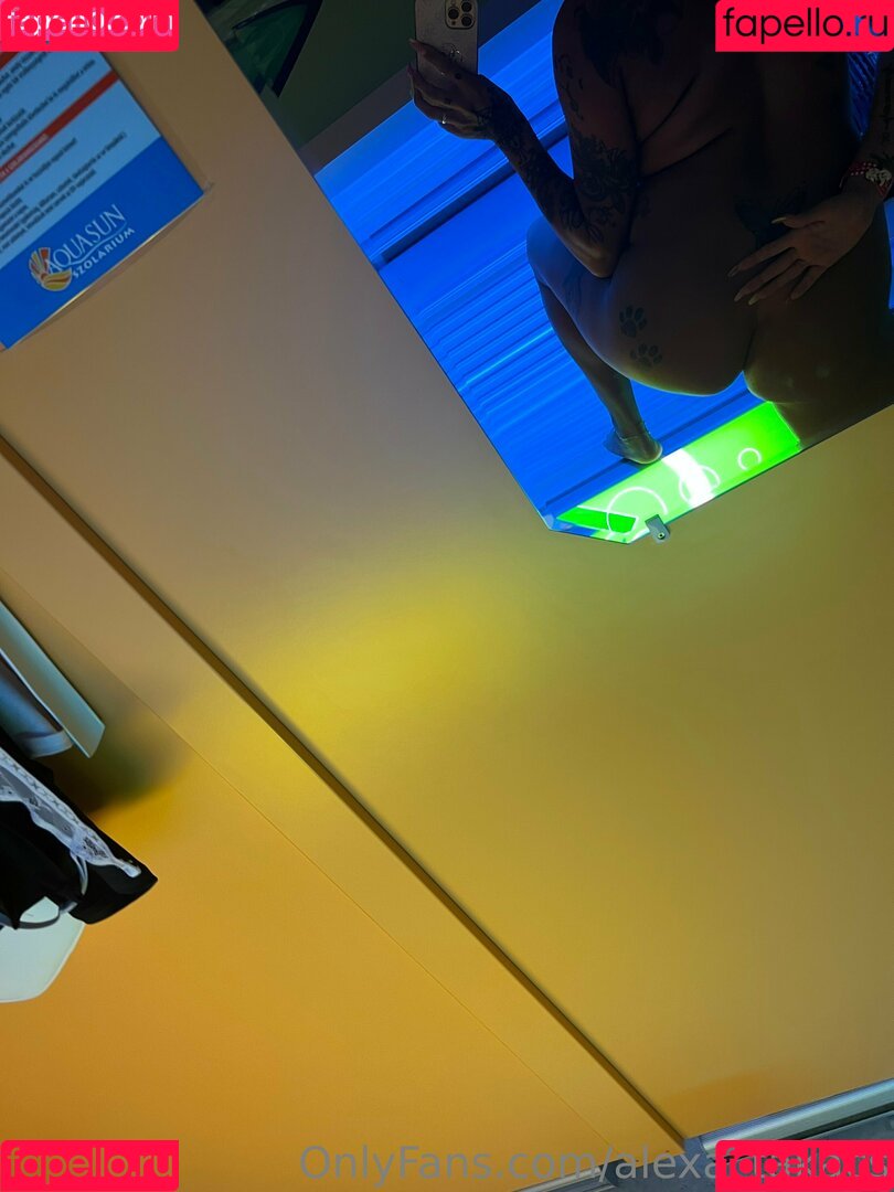 alexa_takacs Onlyfans Photo Gallery 