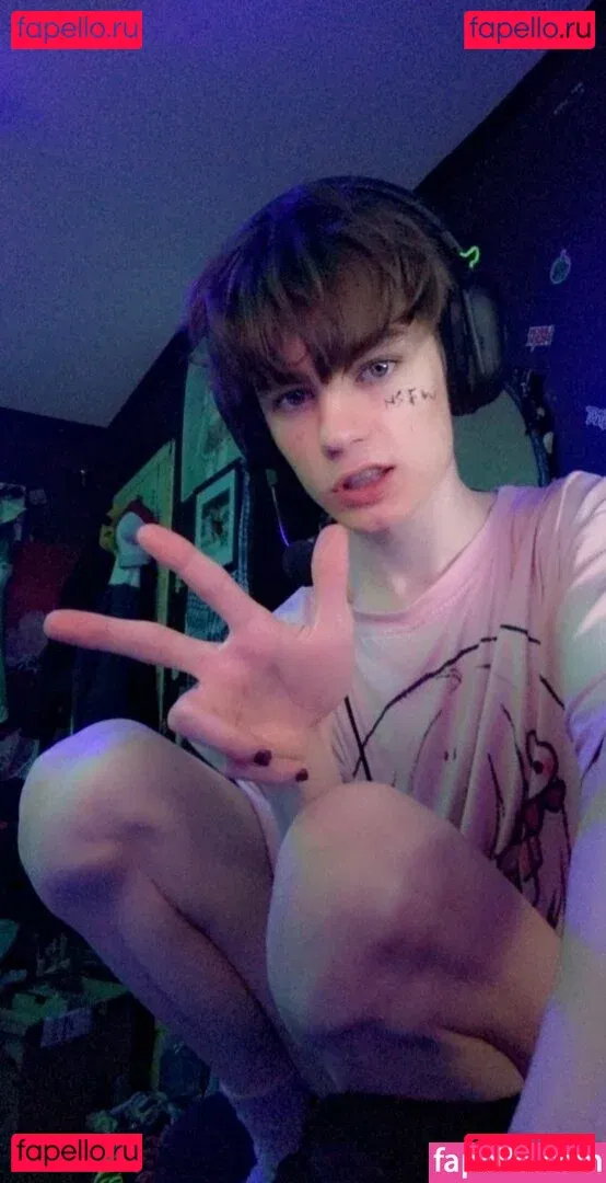 boixd Onlyfans Photo Gallery 