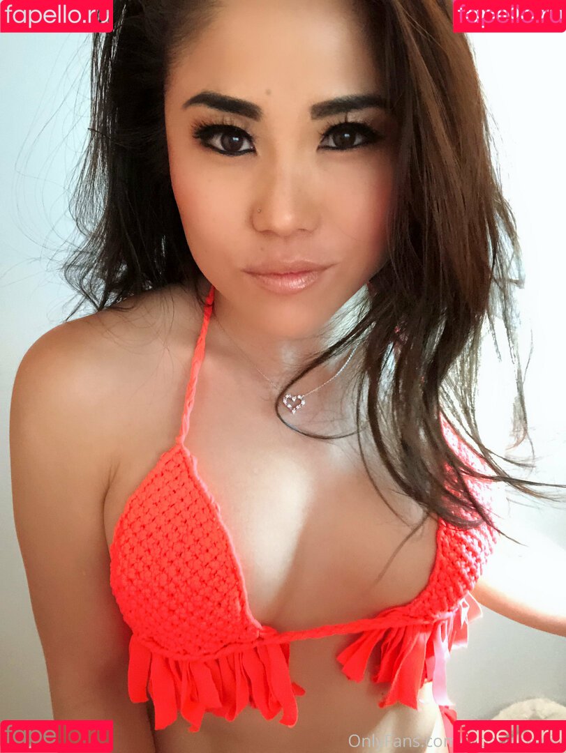 japanese-girl Onlyfans Photo Gallery 