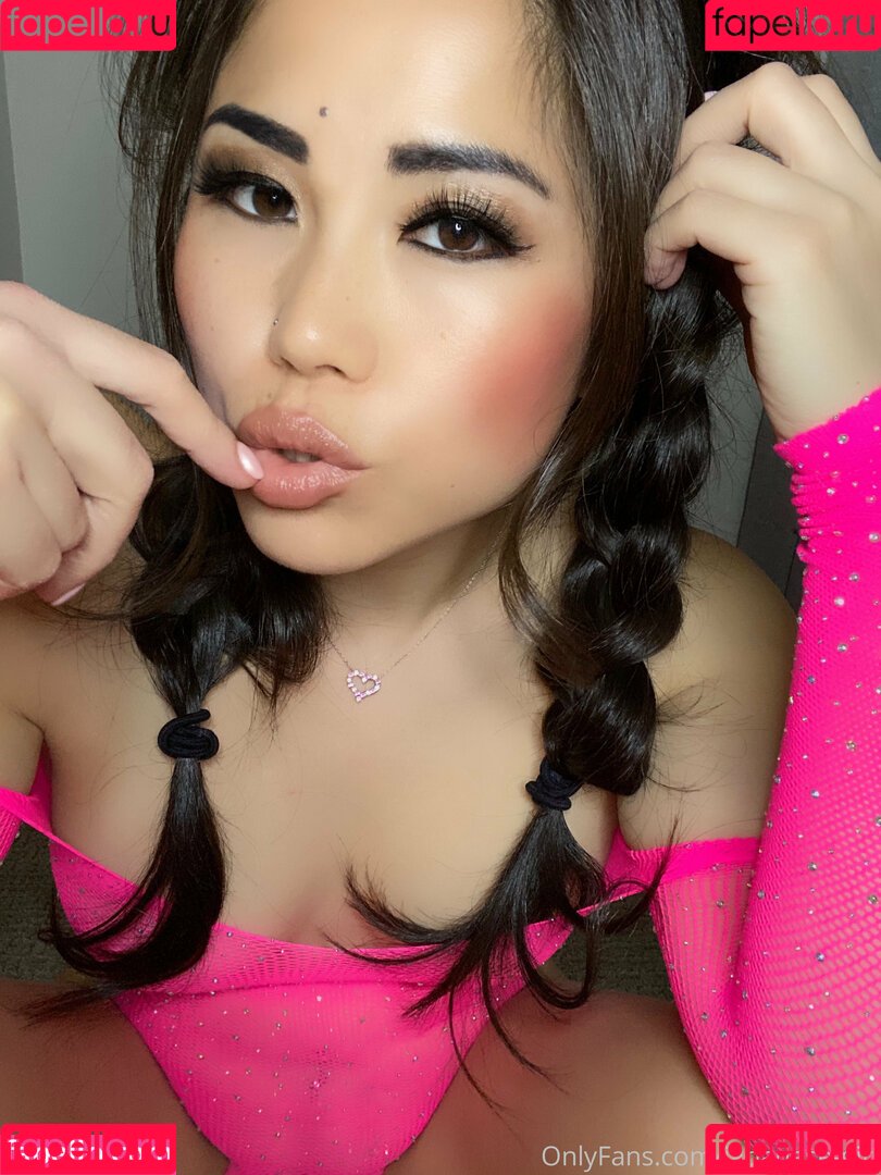 japanese-girl Onlyfans Photo Gallery 