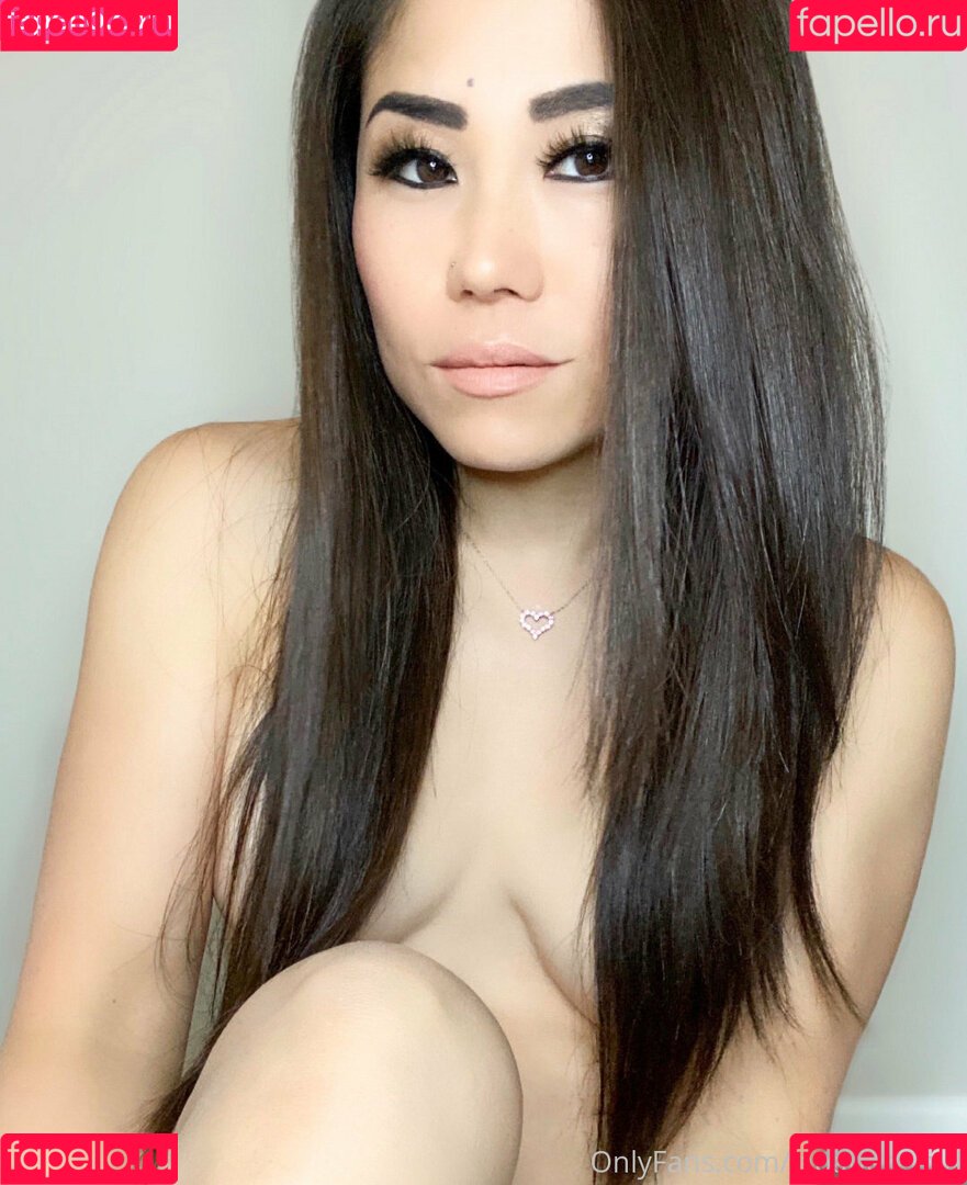 japanese-girl Onlyfans Photo Gallery 