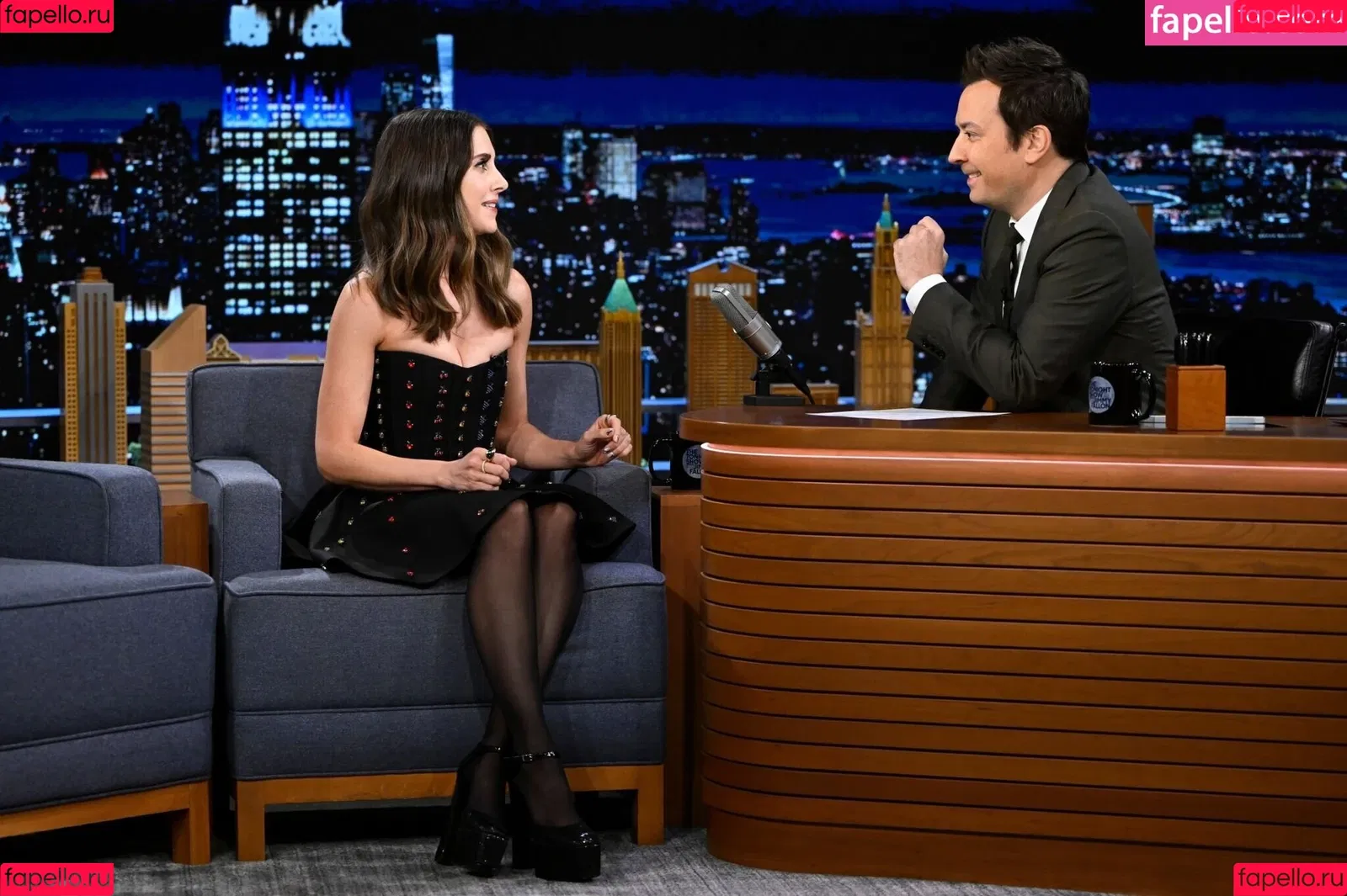 Alison Brie Onlyfans Photo Gallery 