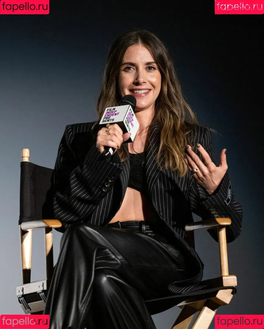 Alison Brie Onlyfans Photo Gallery 
