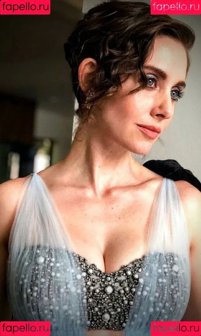 Alison Brie Onlyfans Photo Gallery 