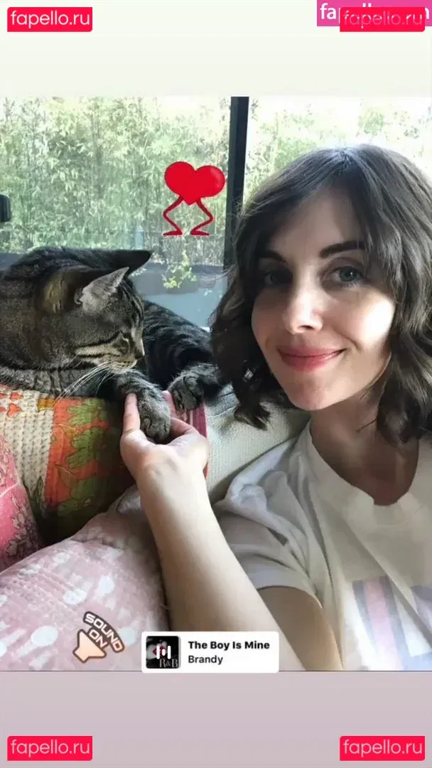 Alison Brie Onlyfans Photo Gallery 