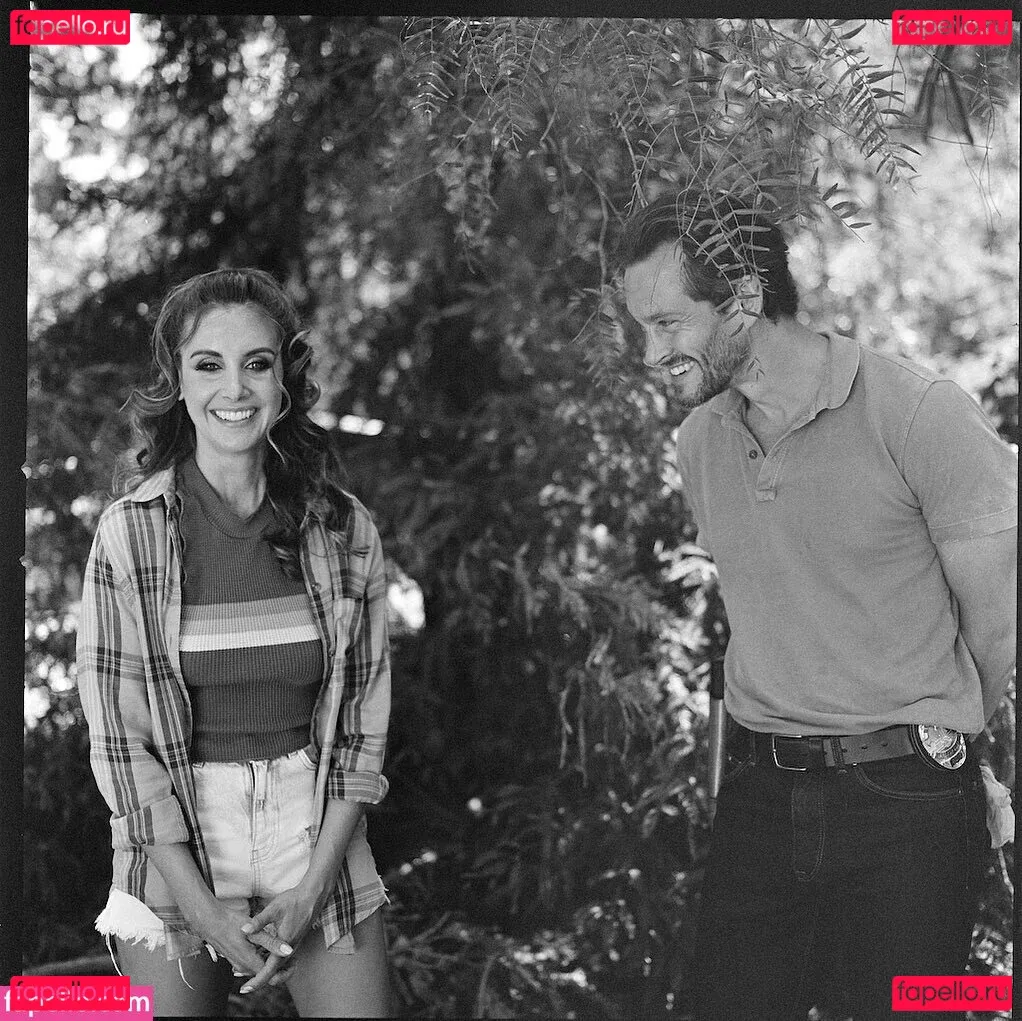 Alison Brie Onlyfans Photo Gallery 