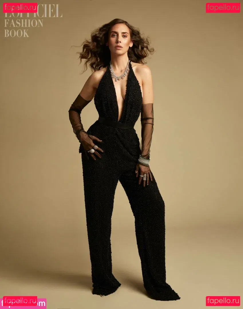 Alison Brie Onlyfans Photo Gallery 