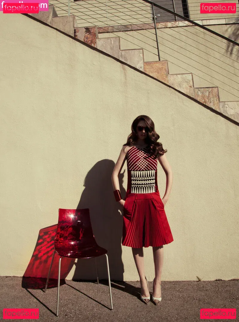 Alison Brie Onlyfans Photo Gallery 