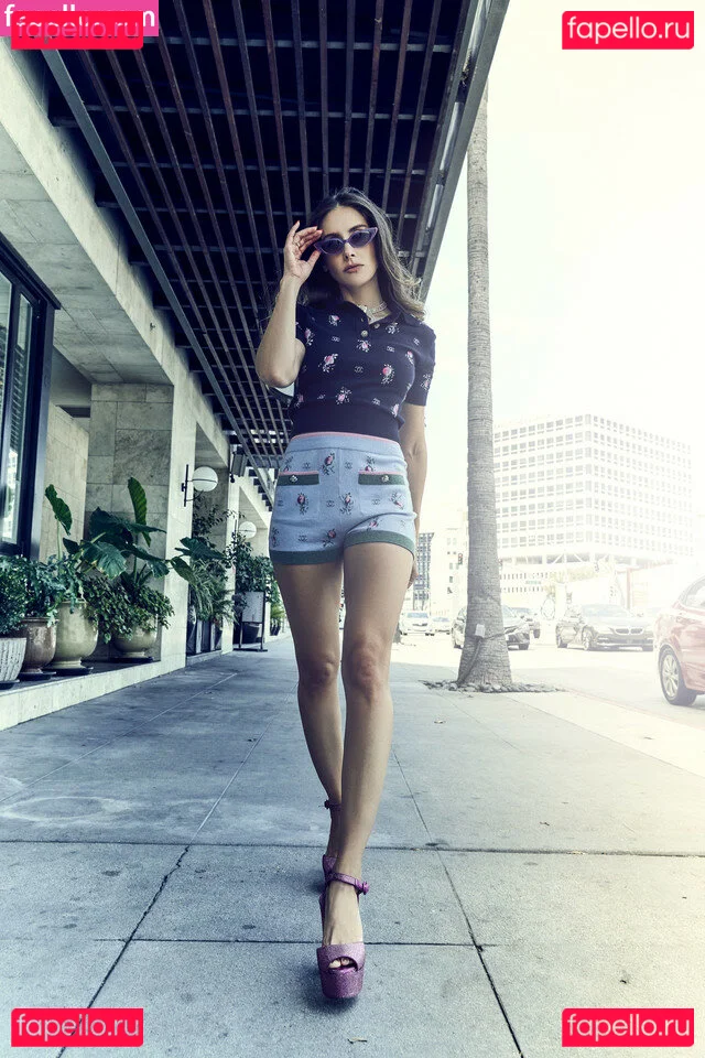 Alison Brie Onlyfans Photo Gallery 