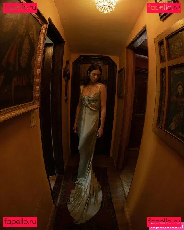 Alison Brie Onlyfans Photo Gallery 