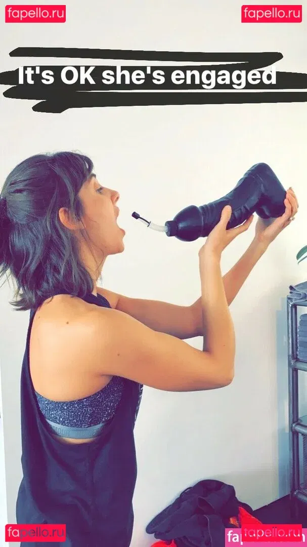 Alison Brie Onlyfans Photo Gallery 