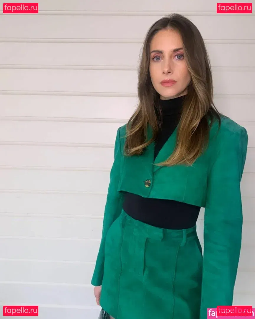 Alison Brie Onlyfans Photo Gallery 