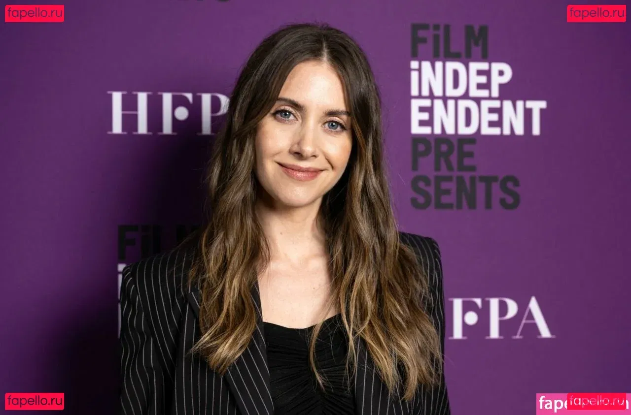 Alison Brie Onlyfans Photo Gallery 