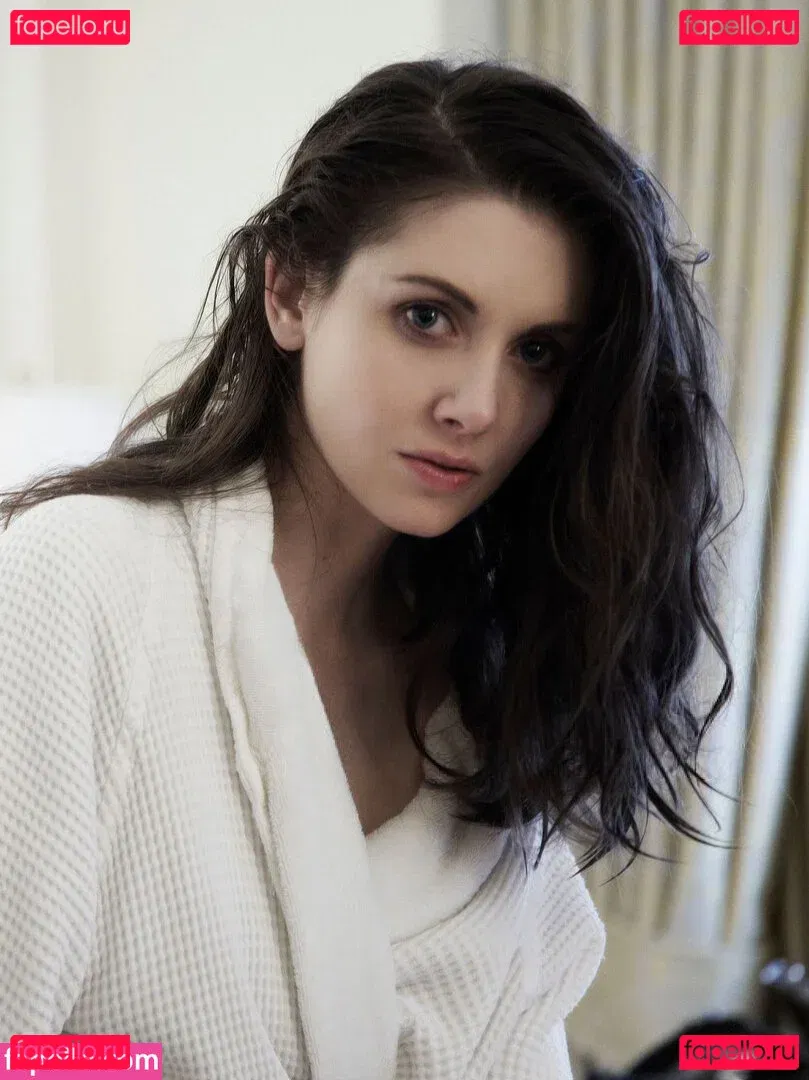 Alison Brie Onlyfans Photo Gallery 