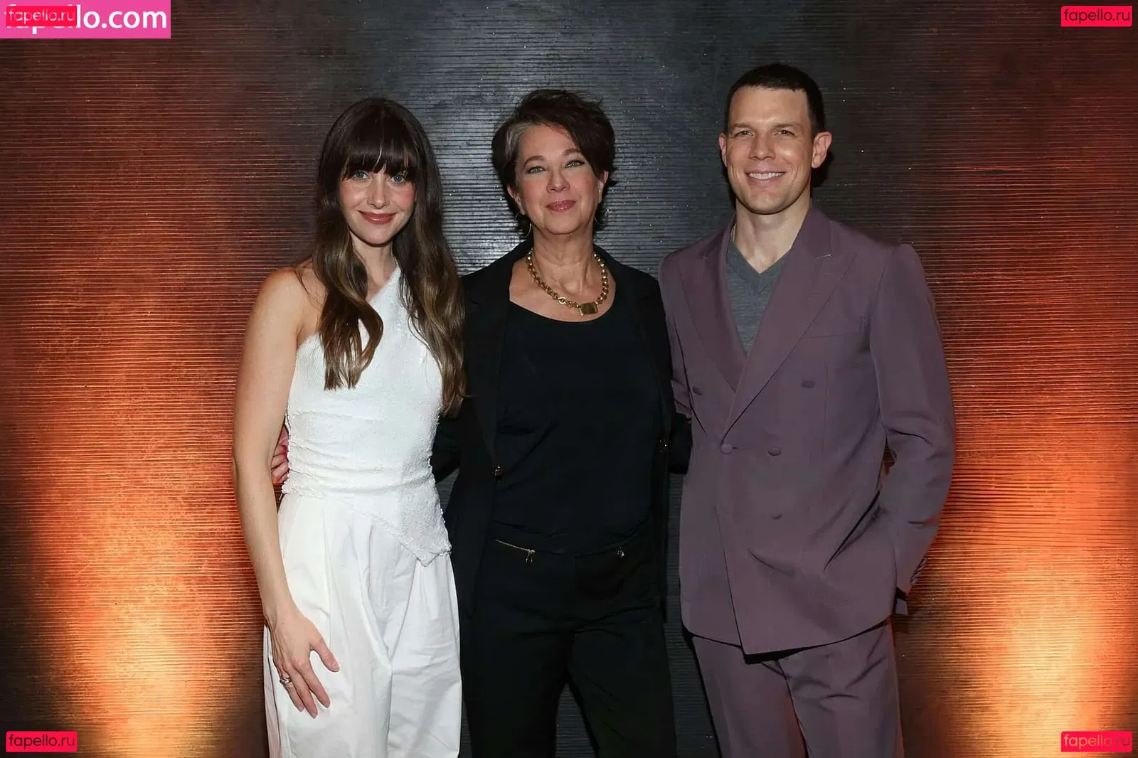 Alison Brie Onlyfans Photo Gallery 