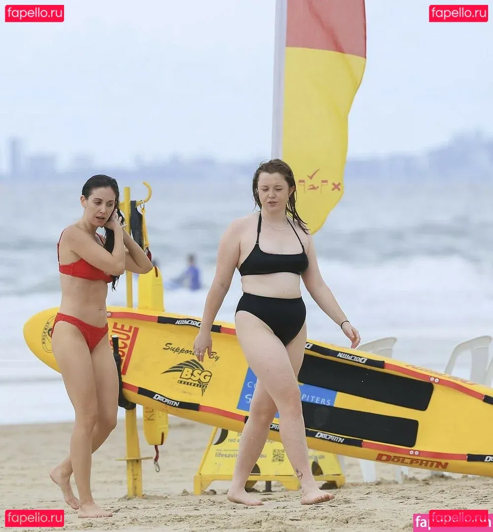 Alison Brie Onlyfans Photo Gallery 