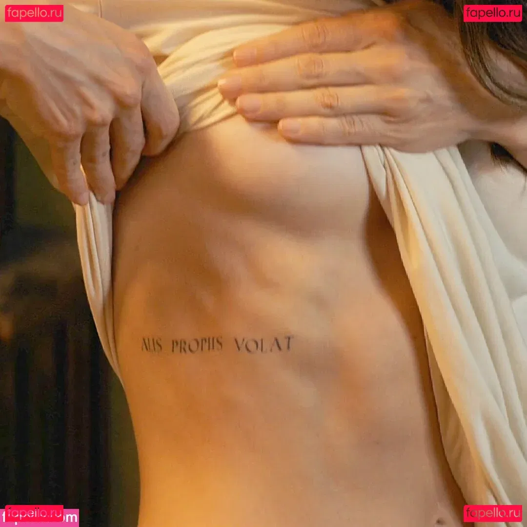 Alison Brie Onlyfans Photo Gallery 