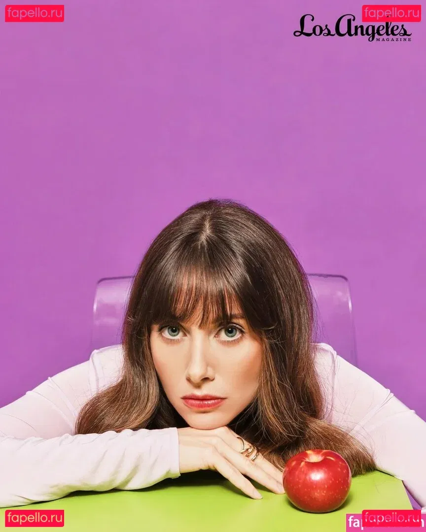 Alison Brie Onlyfans Photo Gallery 