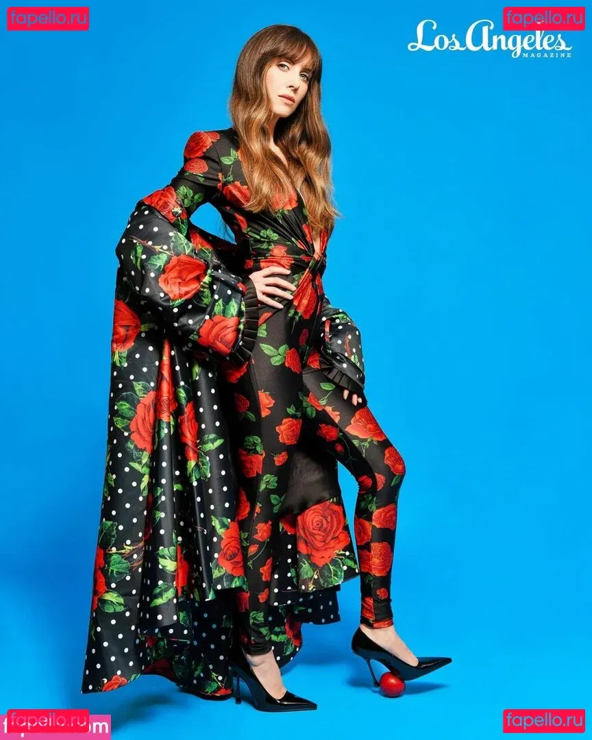 Alison Brie Onlyfans Photo Gallery 