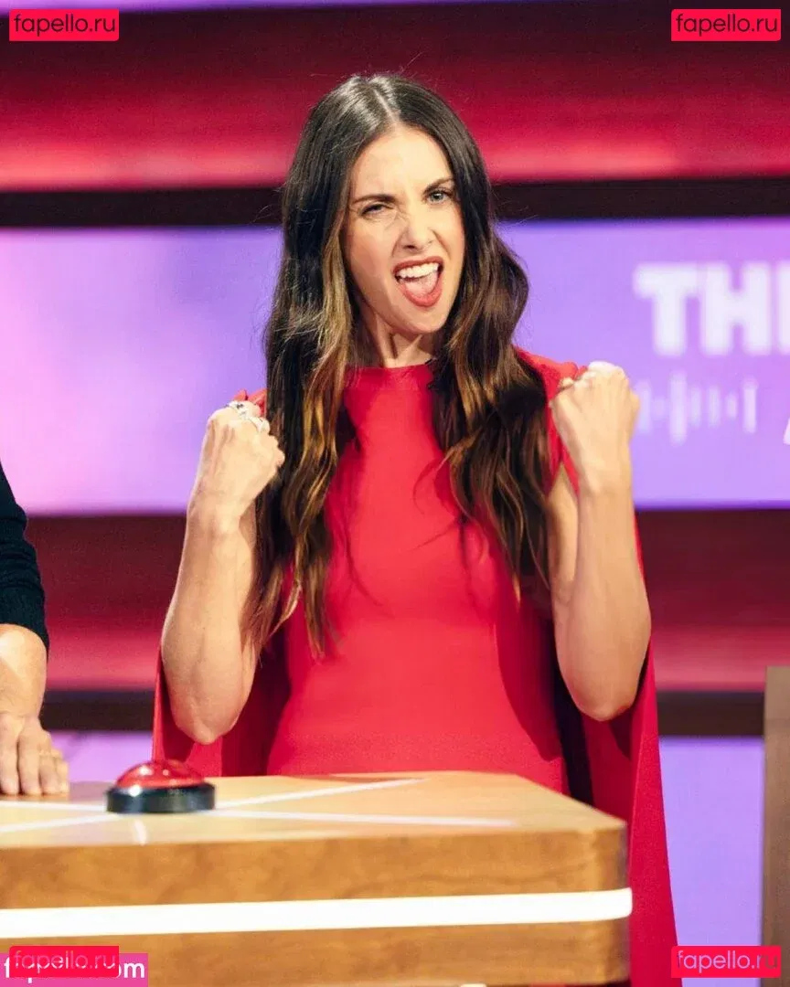 Alison Brie Onlyfans Photo Gallery 