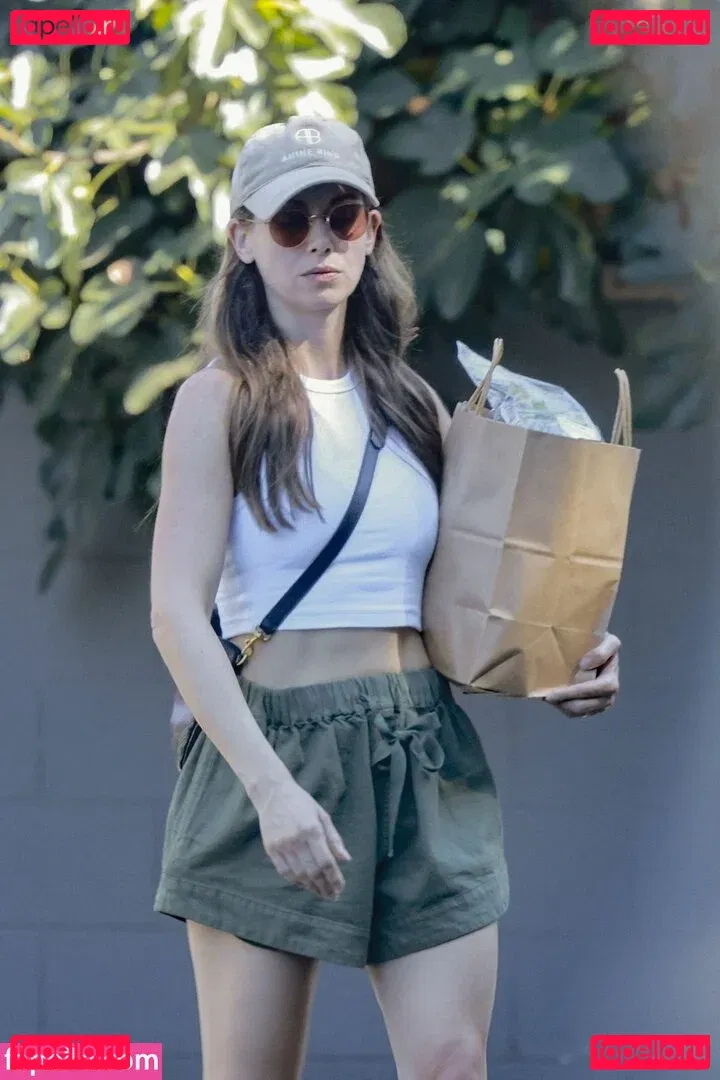 Alison Brie Onlyfans Photo Gallery 