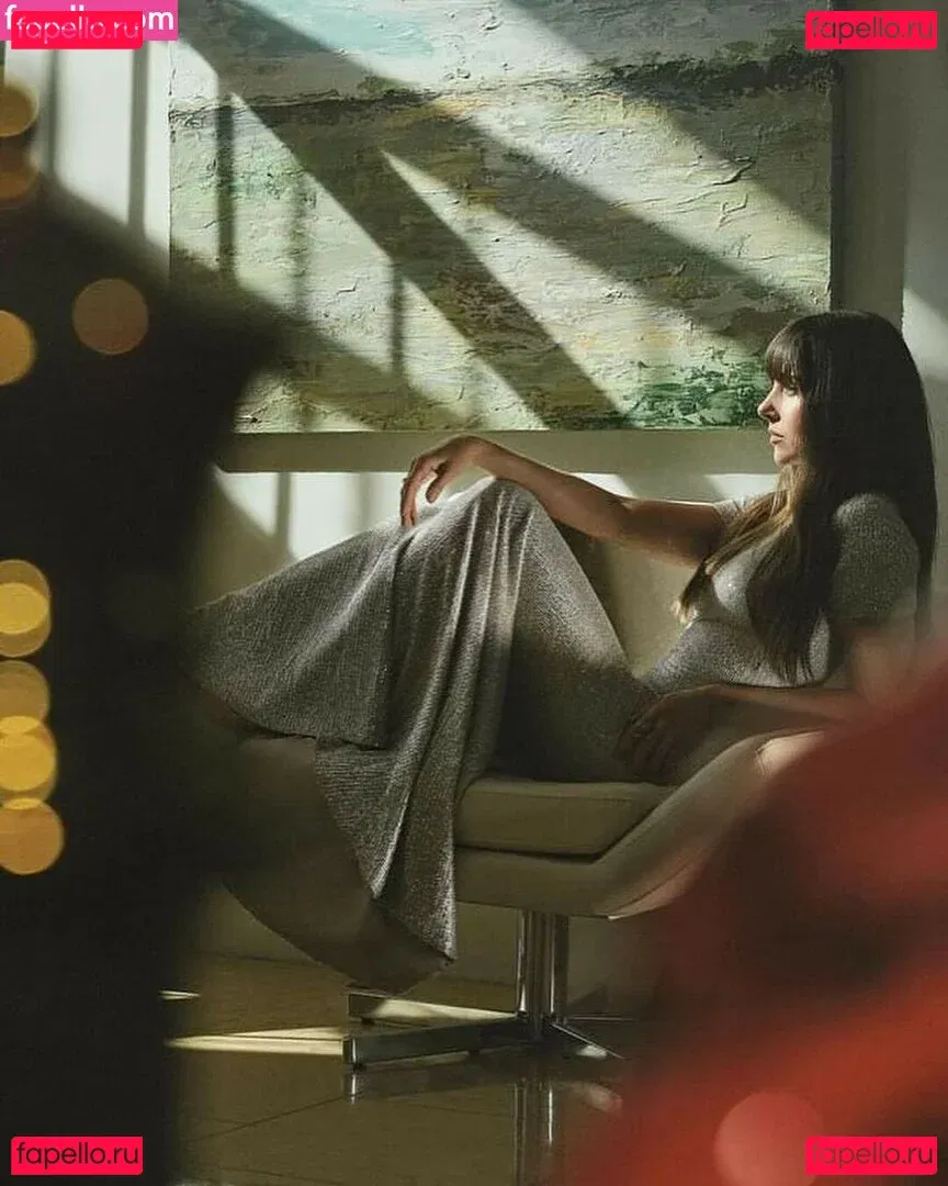 Alison Brie Onlyfans Photo Gallery 